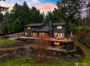 918 Lummi Drive, Fox Island, WA 98333