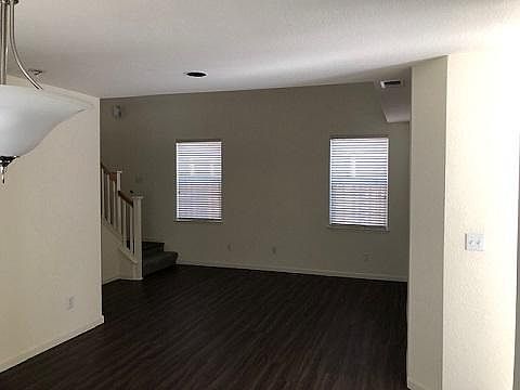 4th image of 1080 Sage Hill Dr