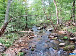 48 Little Piney Rd, Roseland, VA 22967