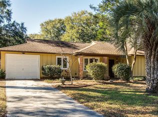 1346 Bob White Dr, Charleston, SC 29412