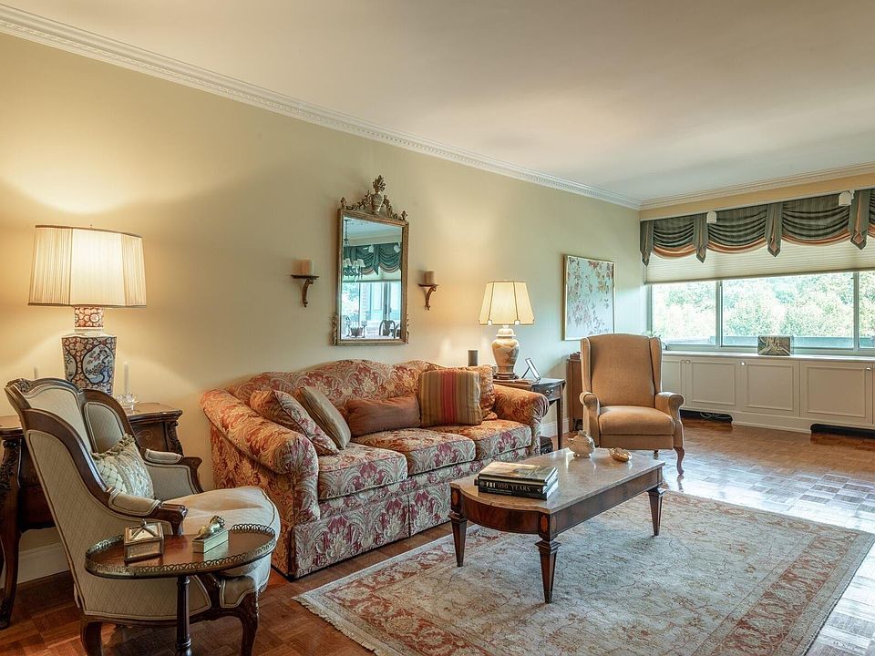 1st image of 100 Hilton Avenue #403E