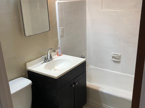 4th image of 1405 Telegraph Ave