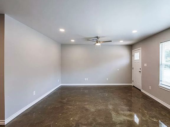 2nd image of 1316 Powers St #101