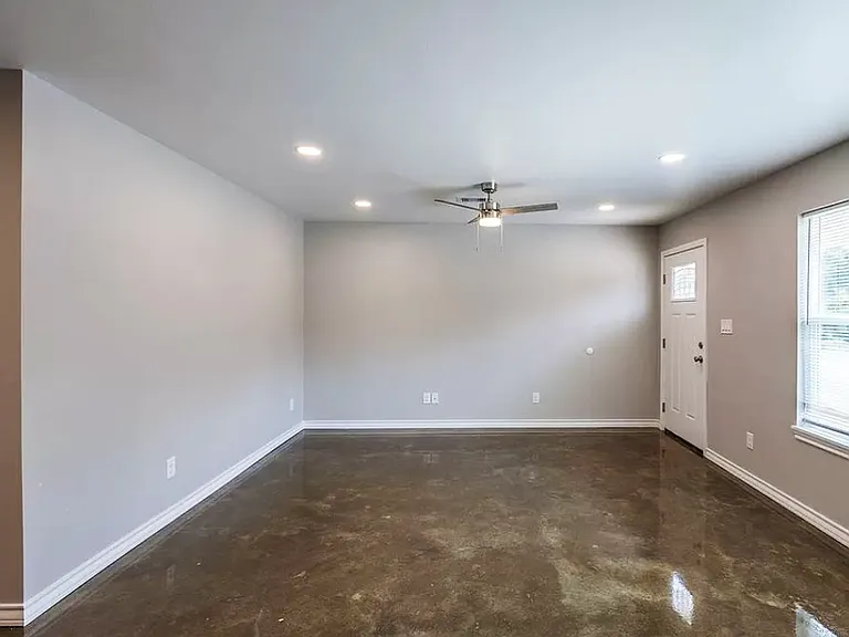 1316 Powers St #102 — Photo 17