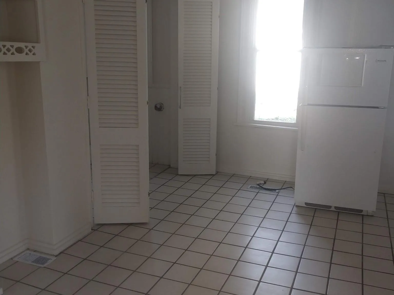 919 Hancock St — Photo 2