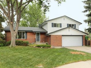 8452 Dover Ct, Arvada, CO 80005
