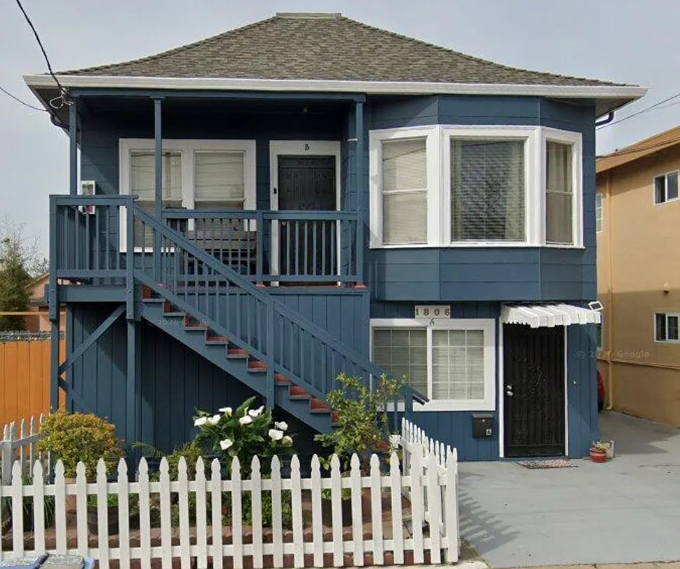 2 bed, 700 sqft, $1,500 — Photo 1