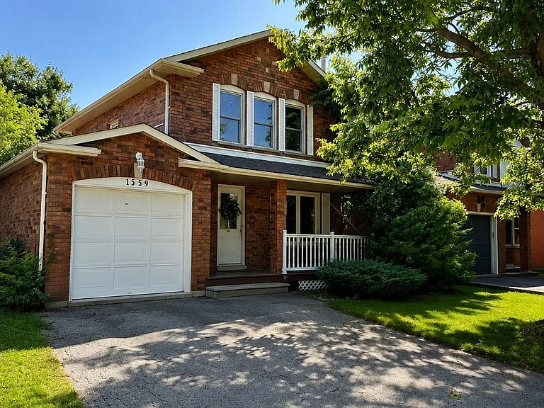 1559 Parish Ln — Photo 2