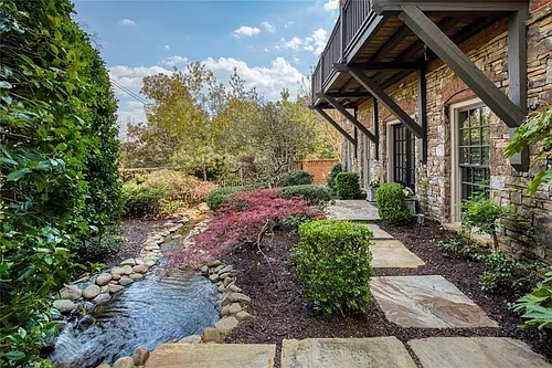 100 Founders Mill Ct Photo 1 100 Founders Mill Ct Photo 1
