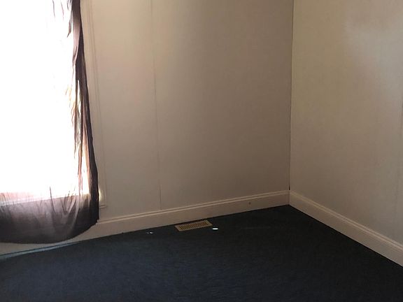 3rd image of 324 Breckenridge St #1