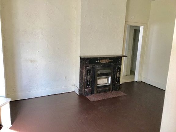5th image of 262 W 21st St #3