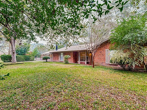 4th image of 11602 Possum Hollow Ln