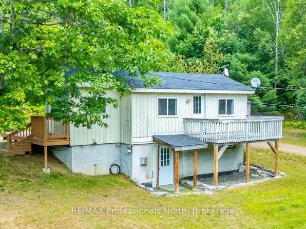 1468 Barry Line Rd, Algonquin Highlands, ON K0M 1S0