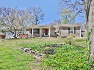 431 Wicksworth Ln, Saint Louis, MO