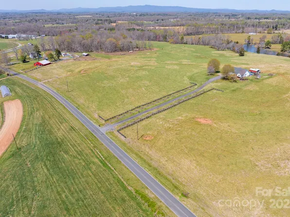 825 Ed Hamrick Rd, Shelby, NC 28150