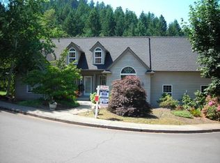 718 S 68th St, Springfield, OR 97478