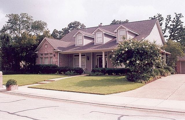 1st image of 713 Royal Adelade Dr