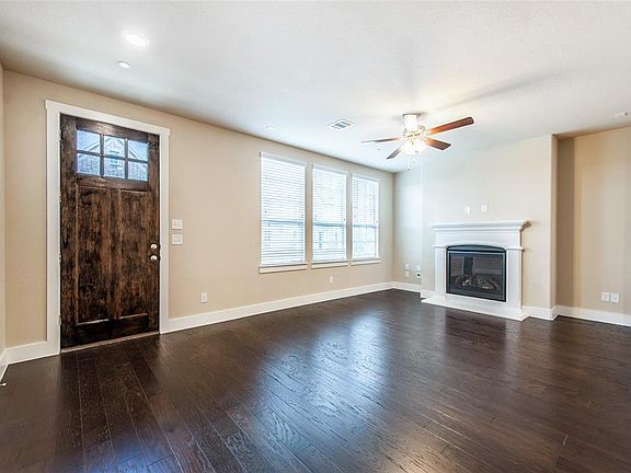 3rd image of 2442 Magalia Ln