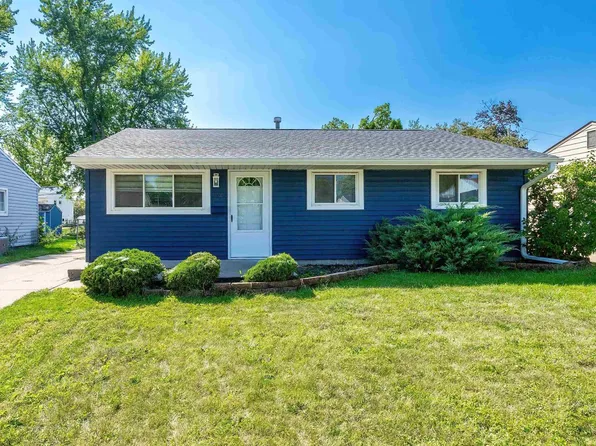 3527 3rd St #C, East Moline, IL 61244