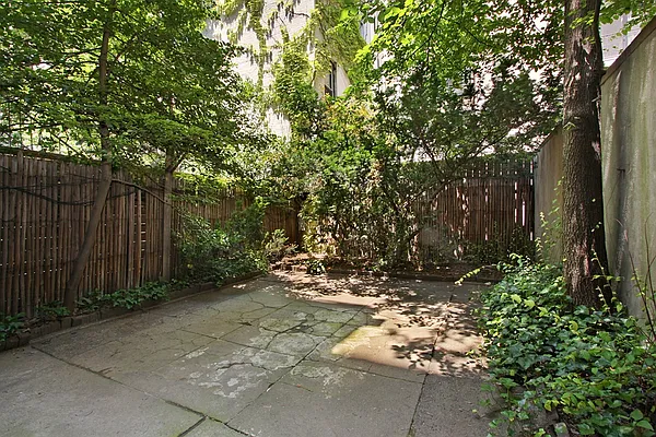 Rented by Corcoran | media 19