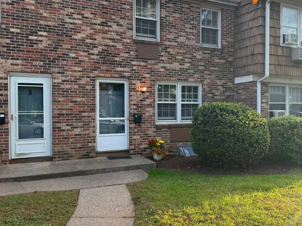 173 Spruce Street APT 7, Manchester, CT 06040