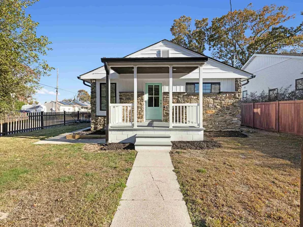 31 Bayberry Rd, Villas, NJ 08251