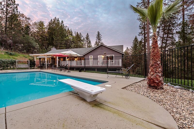 For Sale: 2738 Sweetwater Trl, Cool, California 95614
