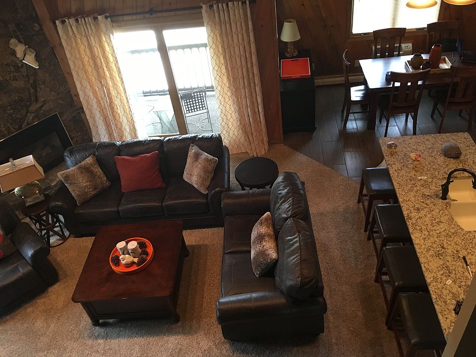 Living area with sofabed