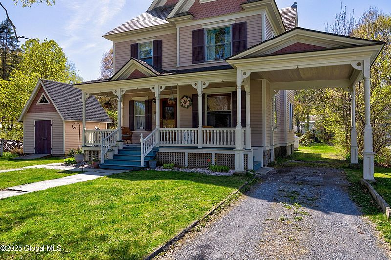 2nd image of 18 Gilmore Avenue