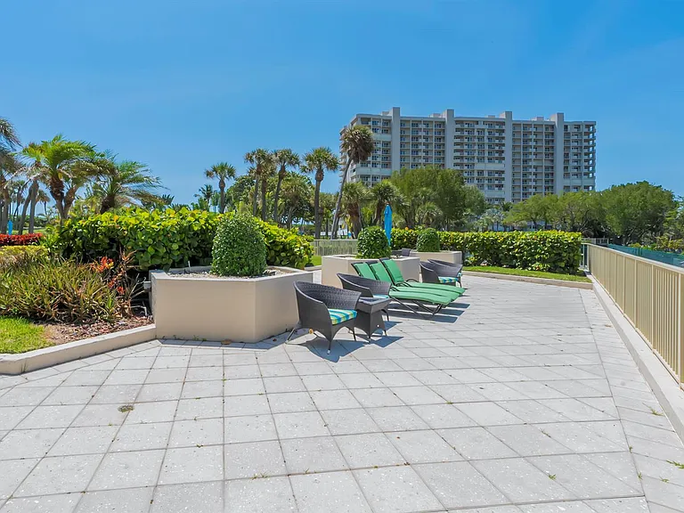 4301 N Ocean Blvd #1002 — Photo 71