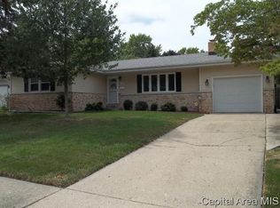 25 Scarlet Ln, Springfield, IL 62704