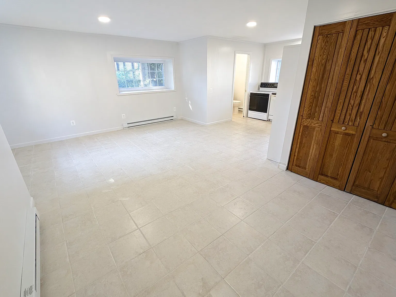 2400 Ashbourne Rd — Photo 4