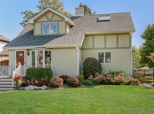 241 Newton Ave, Glen Ellyn, IL 60137