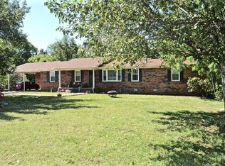 3208 Four Seasons Rd, Smithville, TN 37166