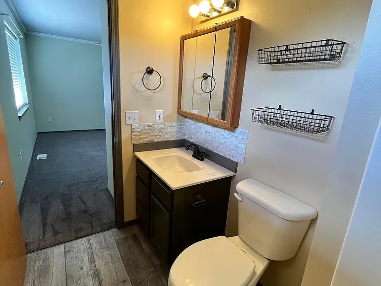 952 W Sheridan Ave — Photo 16