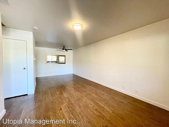 3rd image of 550 N Villa Ct Unit 211