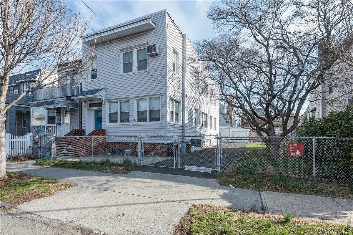 836 Edison Avenue photo 1