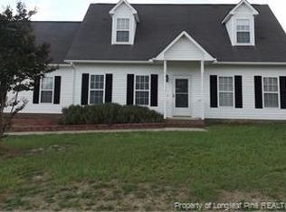 205 Bay Tree Ln, Sanford, NC 27332