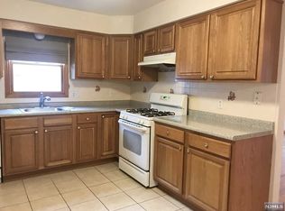 728 6th St, Lyndhurst, NJ 07071