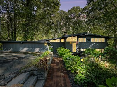 10 Dewey Rd, Lexington, MA, 02420