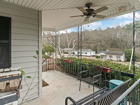 5th image of 1322 Cresthill Rd