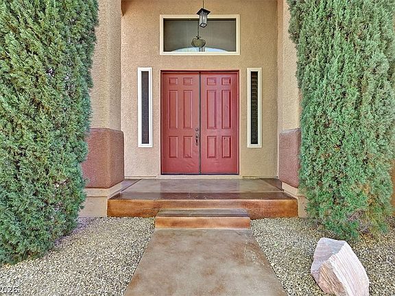 3rd image of 10513 Sunblower Ave