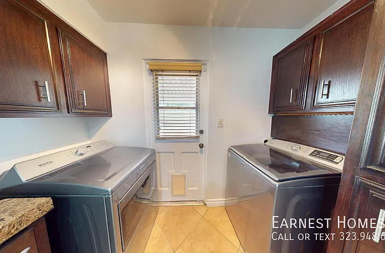 17155 Donmetz St — Photo 10