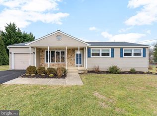 117 Crozerville Rd, Aston, PA 19014