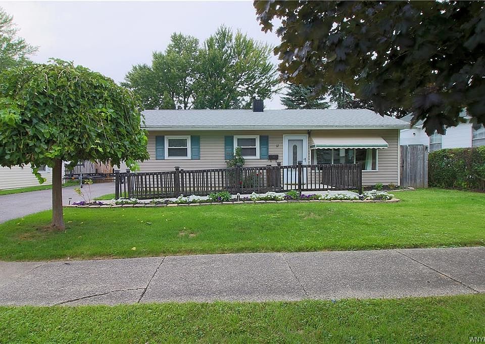 1st image of 12 Luksin Dr