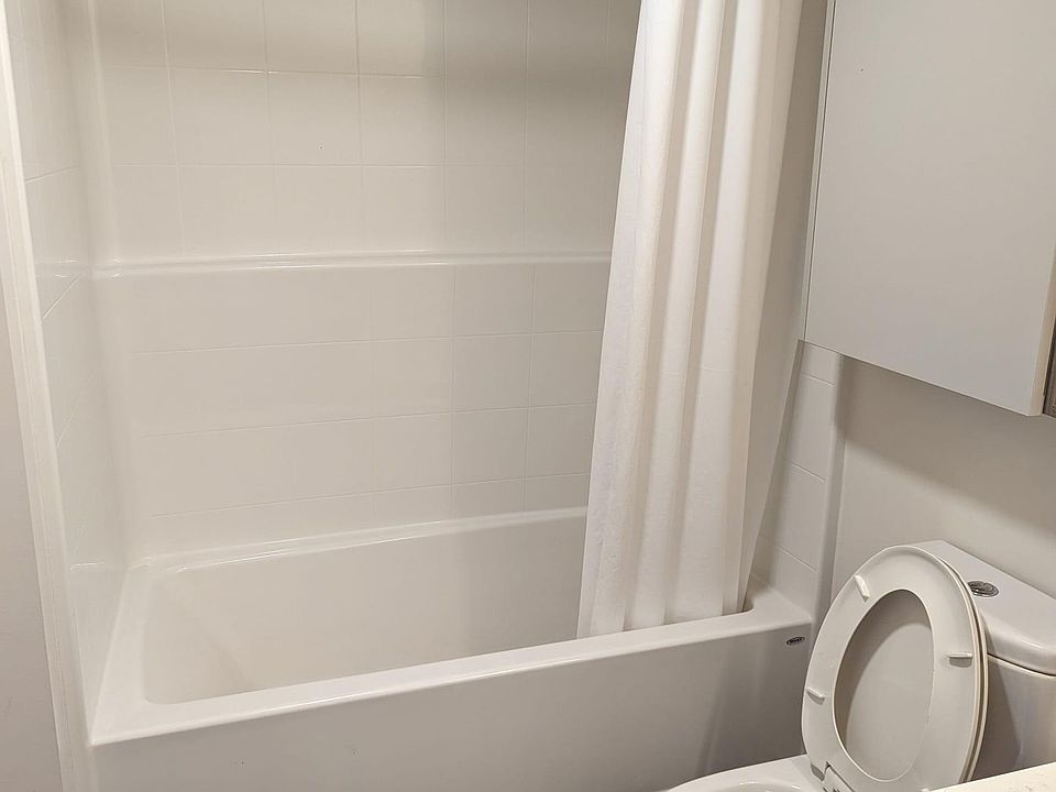 1st image of 1536 Bellevue Ave #903