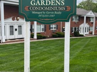 44 Lincoln Gdns, Lake Hiawatha, NJ 07034