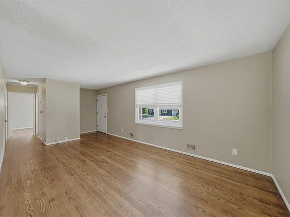 4th image of 7315 Appleton Ave