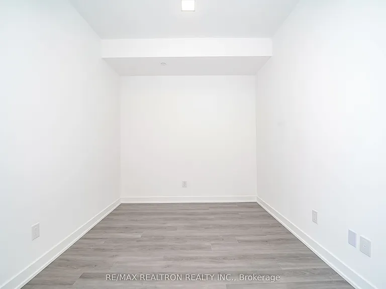 609 Sherbourne St #1711 — Photo 14