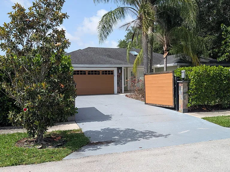 NW 35th Ln — Photo 1